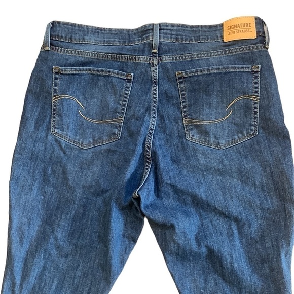 Levi’s Signature Mid Rise Boot Cut Stretch Size 16 - Picture 5 of 9